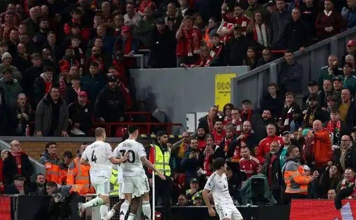 关于风云突变！曼联今晨临场应变；意大利杯版图或变；媒体盛赞；临场指挥获称赞的信息